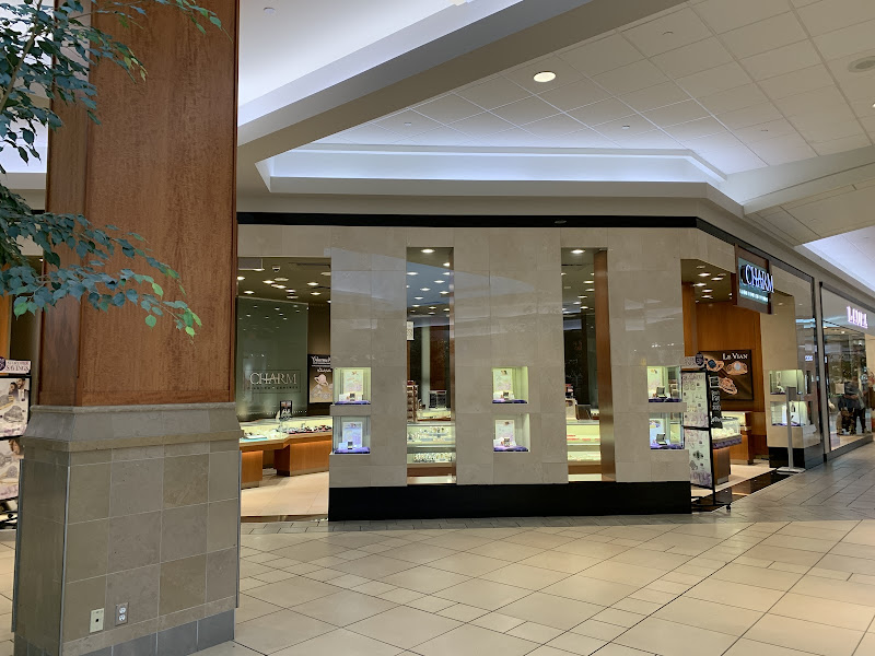 Charm Diamond Centres