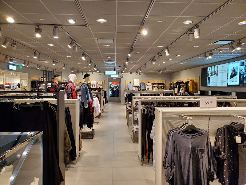 H&M