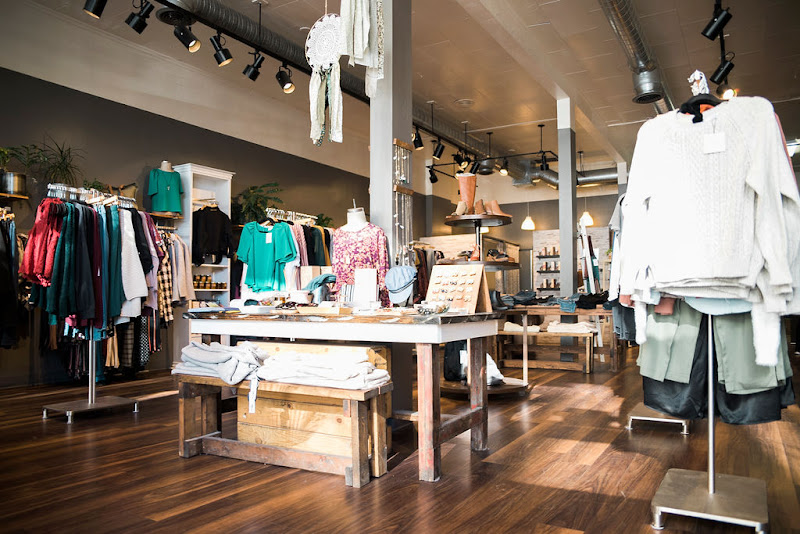 SHIFT boutique