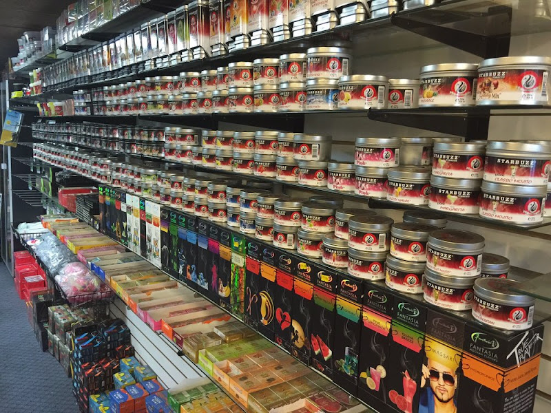 Golden Smoke House smoke shop vape’s store