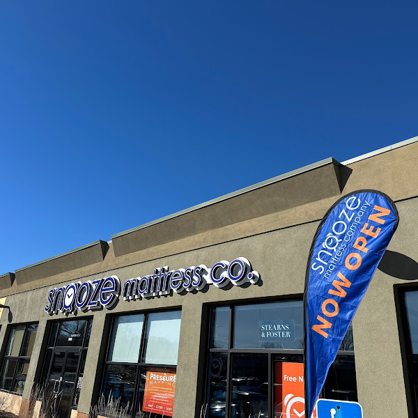 Snooze Mattress + Wellness (Rockbrook Village)