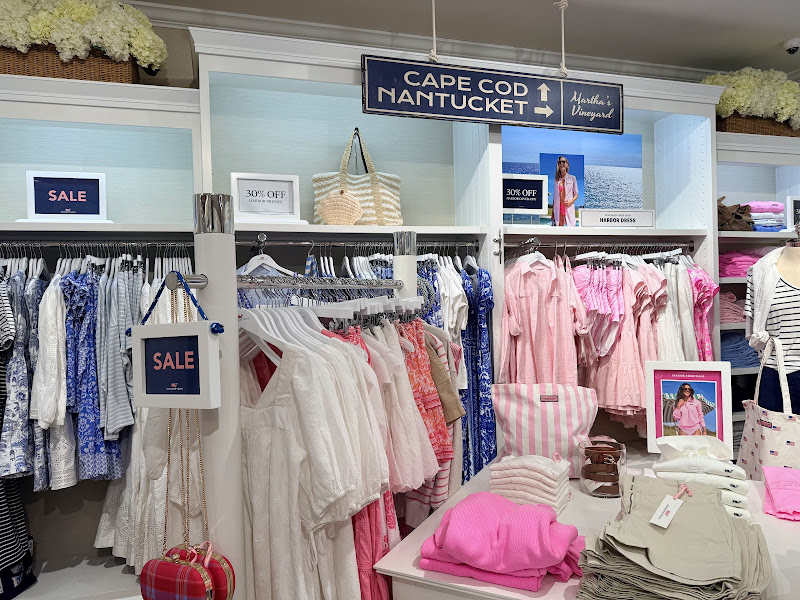 Vineyard Vines