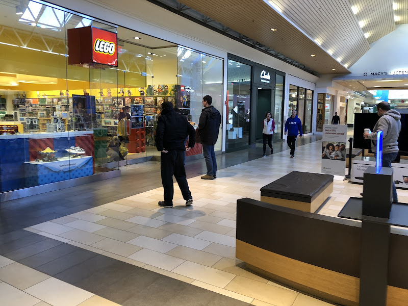 Christiana Mall