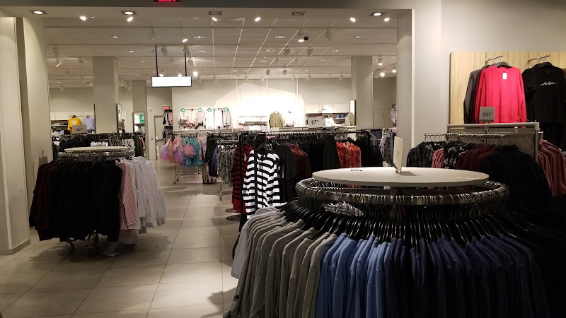 H&M