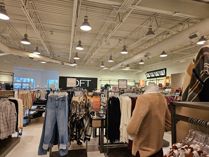 LOFT Outlet