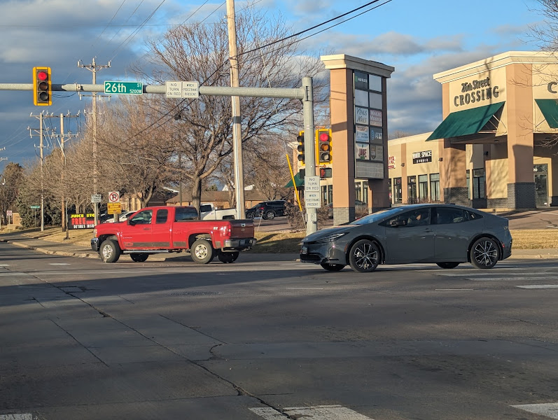 26th St Crossing