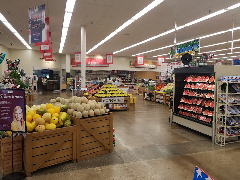 Hy-Vee Grocery Store