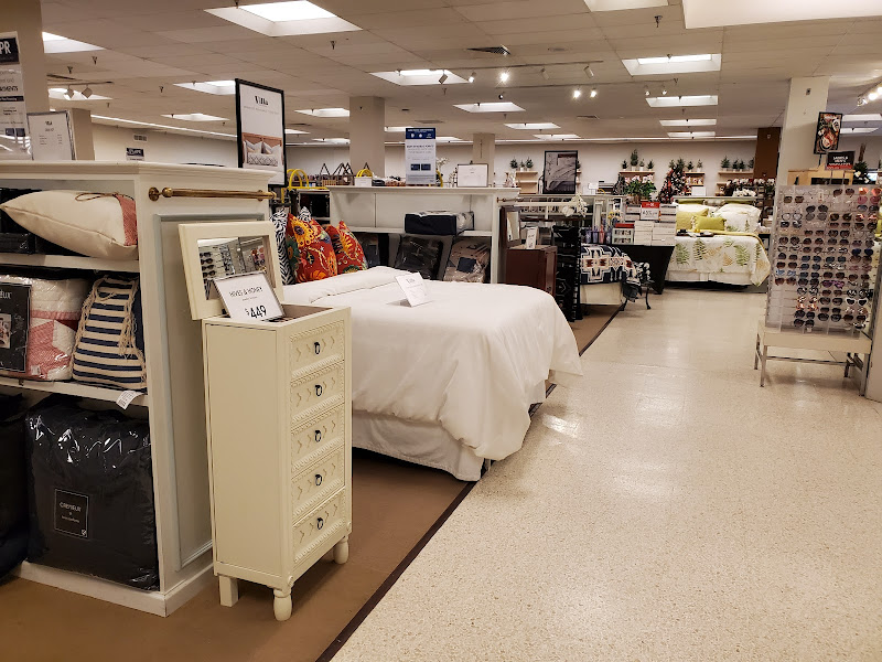 Dillard's