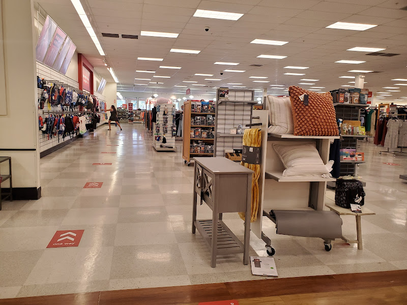 T.J. Maxx & HomeGoods