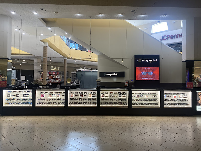 Sunglass Hut