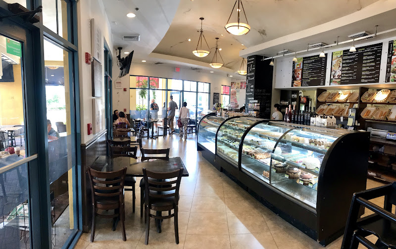 Crocante Cafe & Gourmet Bakery