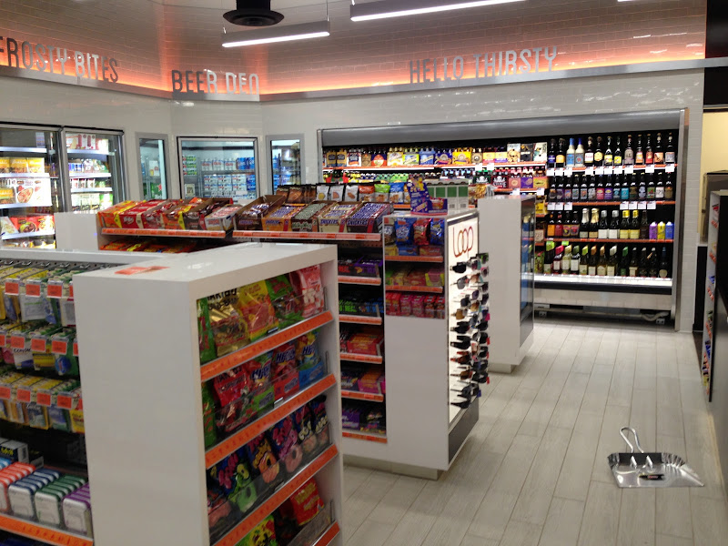 Loop Neighborhood Market