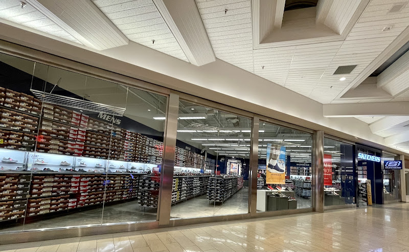 SKECHERS Factory Outlet