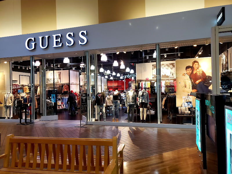 GUESS Factory