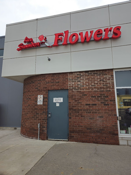 Lee Saunders Flowers