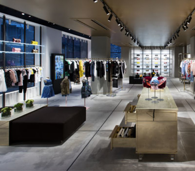PINKO STORE Aventura - Bloomingdale's