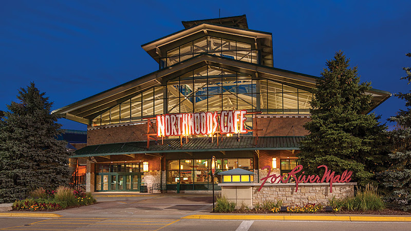Fox River Mall - A - Northwoods