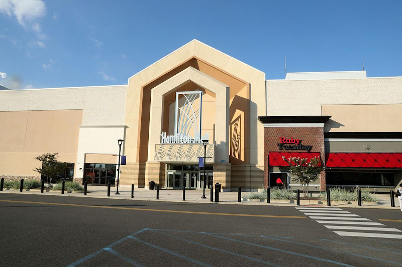 Hamilton Mall Fundraisers