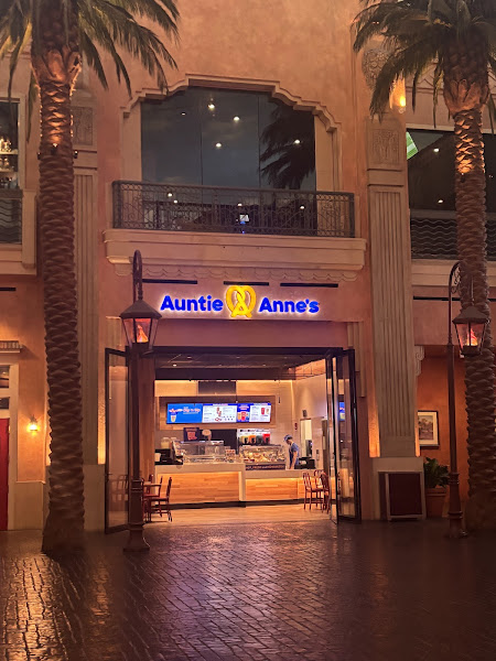 Auntie Anne's