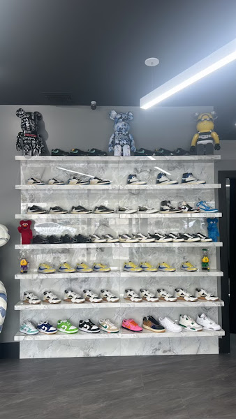 SOLEZ