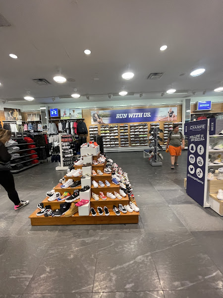 Champs Sports