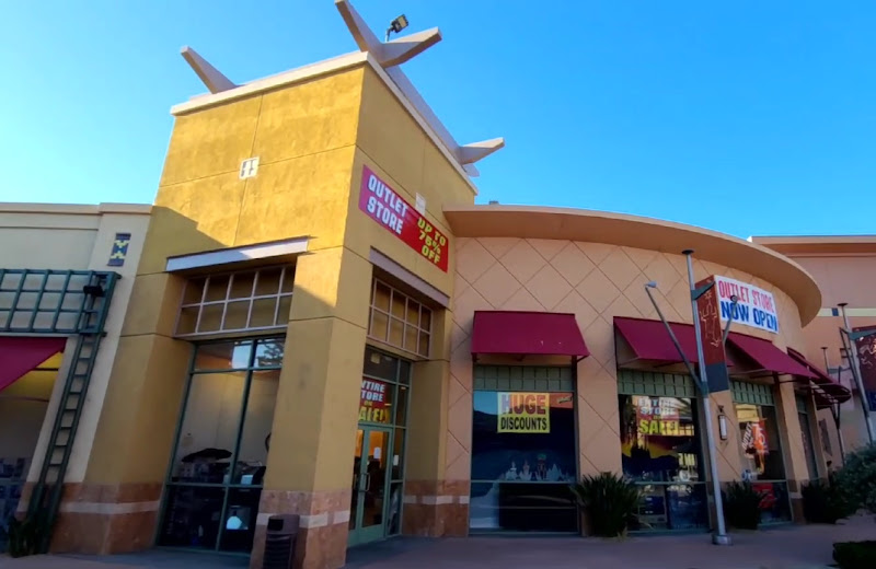 Outlet store