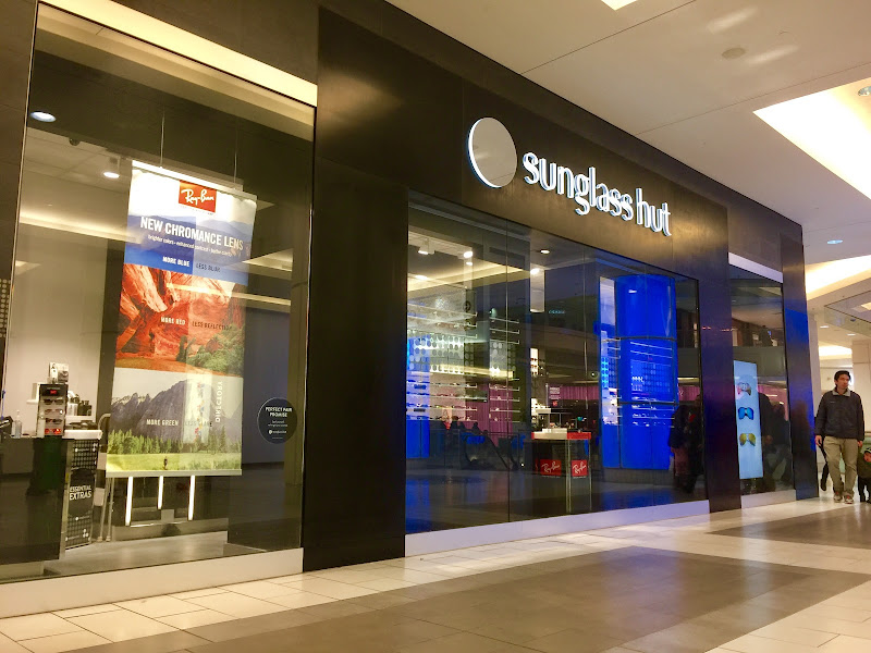 Sunglass Hut