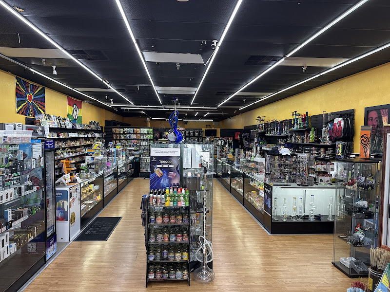 DELAND SMOKE SHOP
