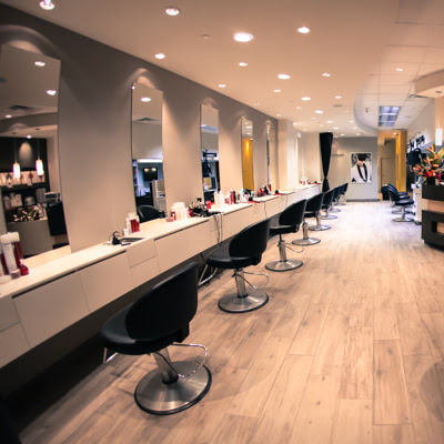 L'Essence Salon