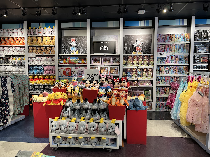 Disney Store Outlet