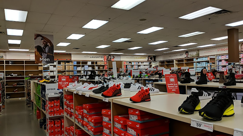 Famous Footwear Outlet
