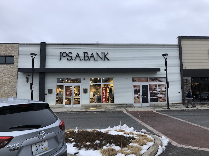 Jos A. Bank
