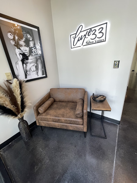 Luxe33 Salon Suites