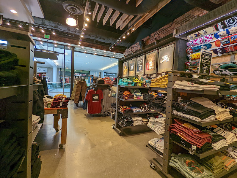 Tillys