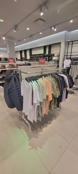 H&M