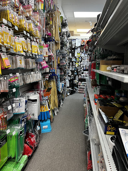 Iparty Dollar Store