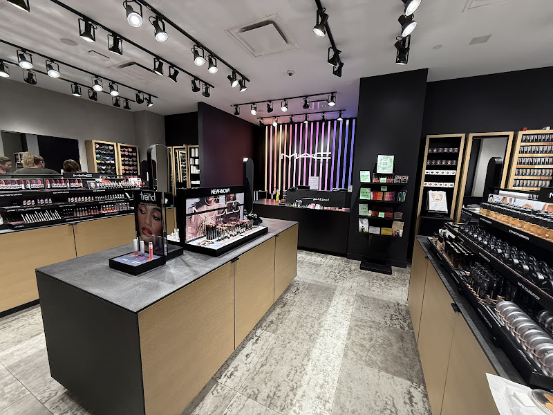 MAC Cosmetics