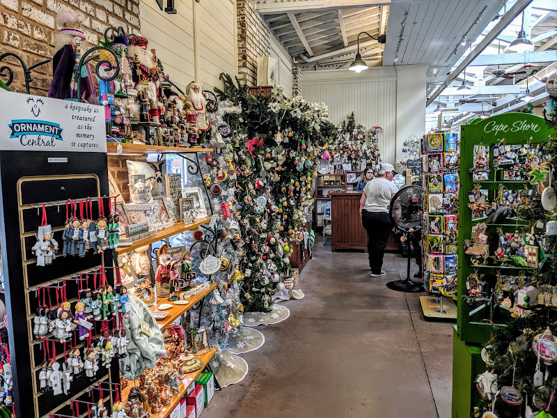 Charleston Christmas Collectibles