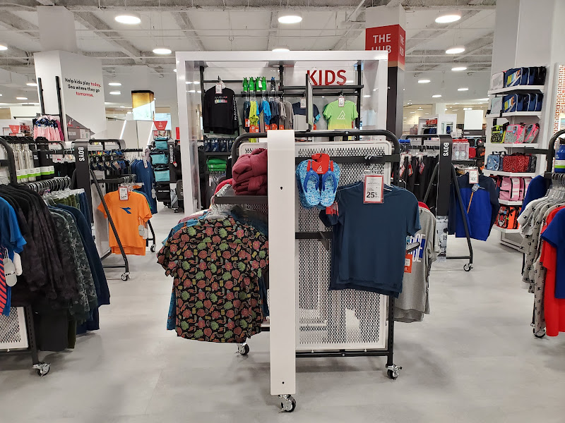 Sport Chek