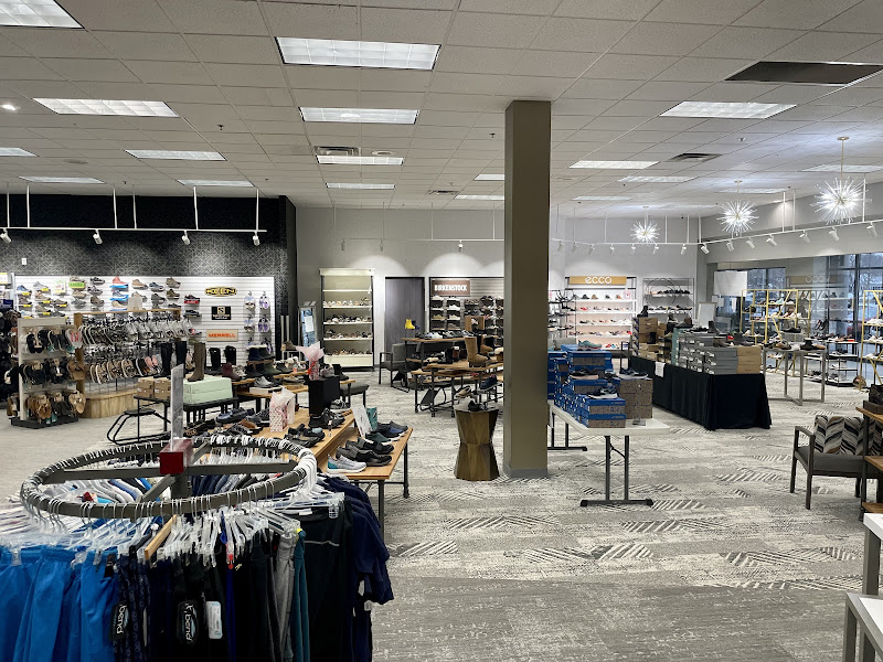 Roderer Shoe Center
