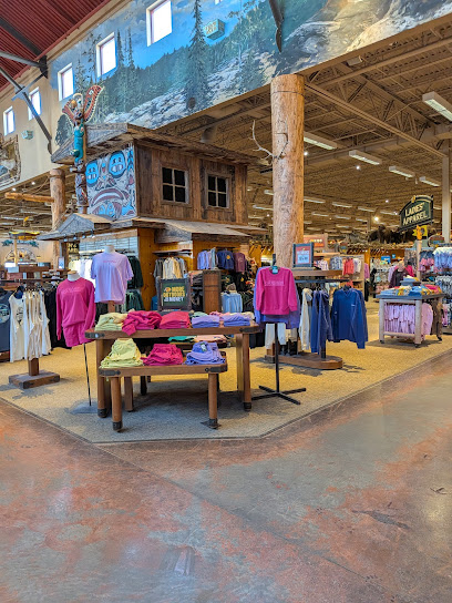 Bass Pro Shops/Cabela’s Boating Center