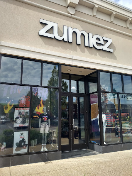 Zumiez