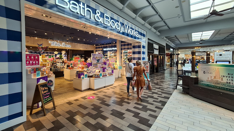 Bath & Body Works