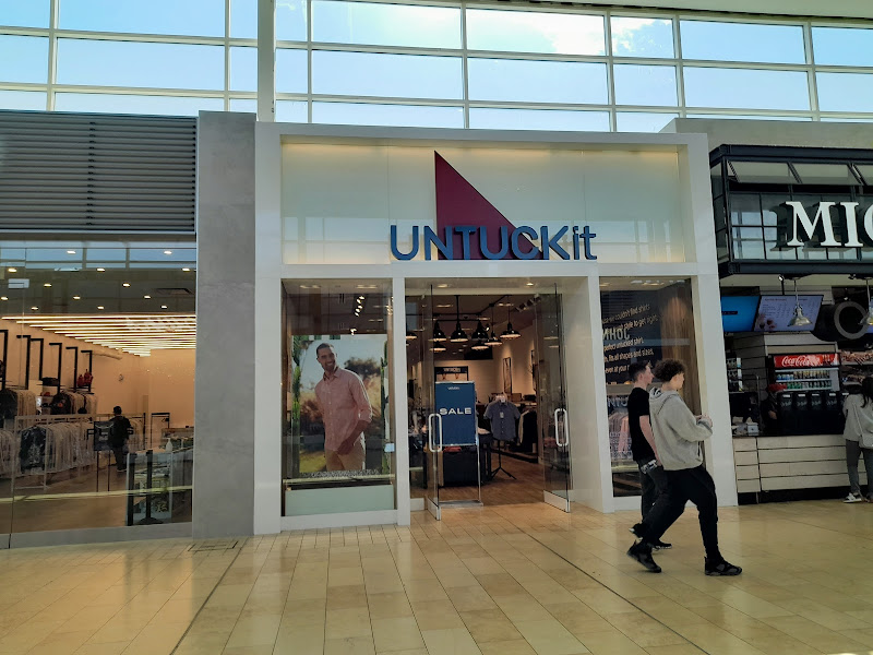 UNTUCKit