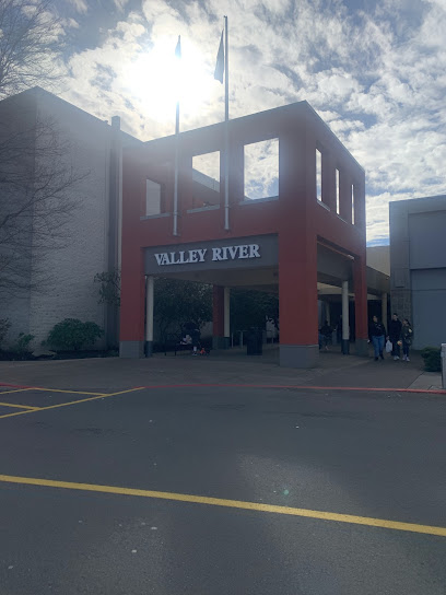 Regal Valley River Center