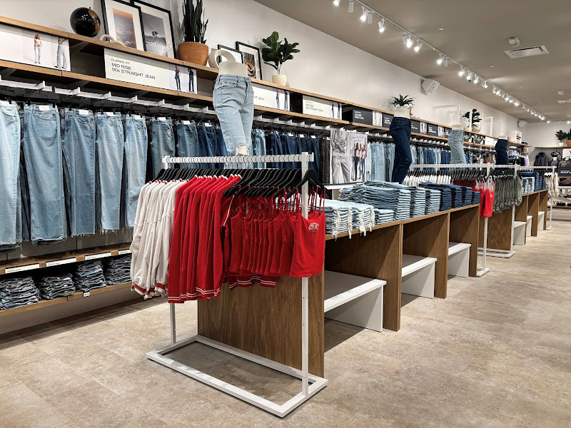 Abercrombie & Fitch