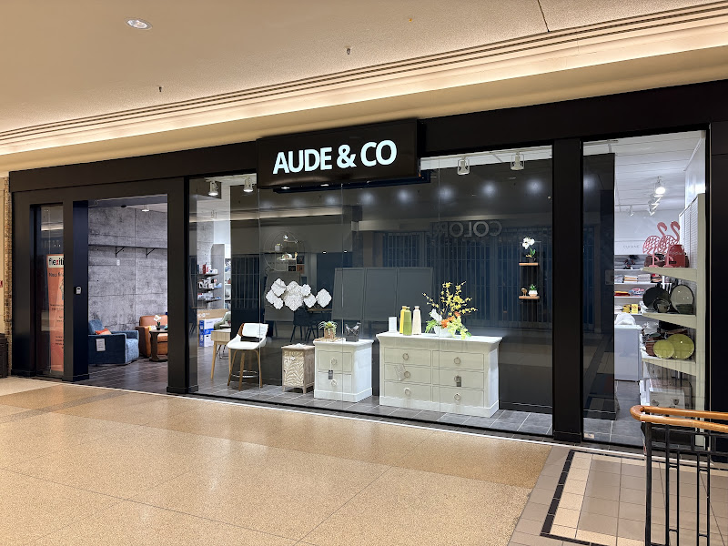 Aude & Co