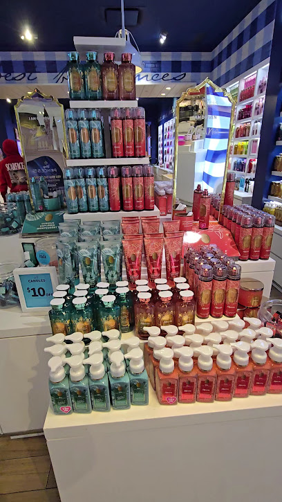 Bath & Body Works / White Barn