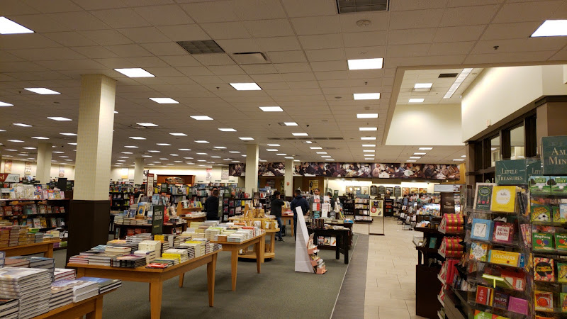 Barnes & Noble
