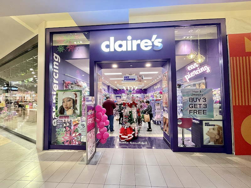 claire's